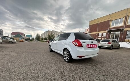 KIA cee'd I рестайлинг, 2011 год, 740 000 рублей, 4 фотография