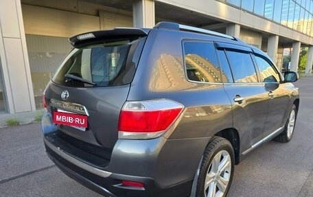 Toyota Highlander III, 2010 год, 1 600 000 рублей, 7 фотография