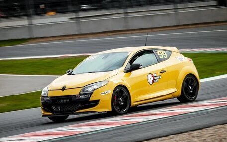Renault Megane RS III, 2012 год, 1 690 000 рублей, 17 фотография