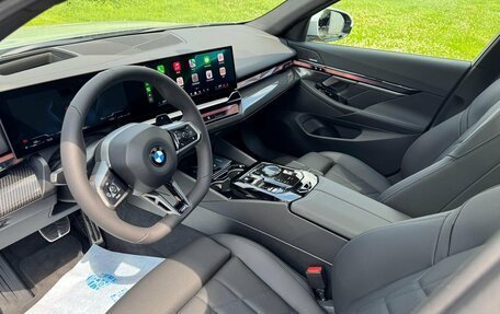 BMW 5 серия, 2025 год, 10 935 000 рублей, 8 фотография