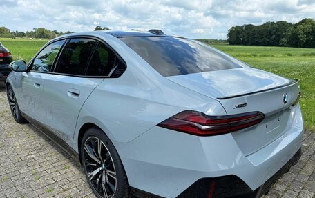 BMW 5 серия, 2025 год, 10 935 000 рублей, 5 фотография