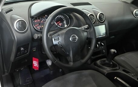 Nissan Qashqai, 2010 год, 1 050 000 рублей, 14 фотография
