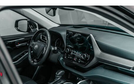 Toyota Highlander, 2025 год, 5 350 000 рублей, 14 фотография