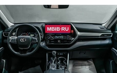 Toyota Highlander, 2025 год, 5 350 000 рублей, 23 фотография