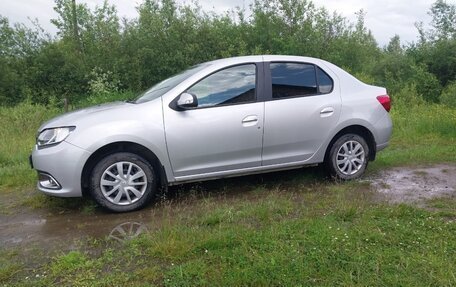 Renault Logan II, 2016 год, 1 350 000 рублей, 2 фотография
