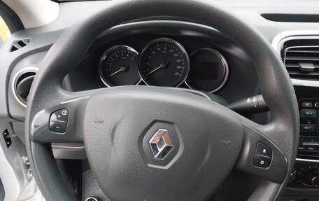 Renault Logan II, 2016 год, 1 350 000 рублей, 3 фотография