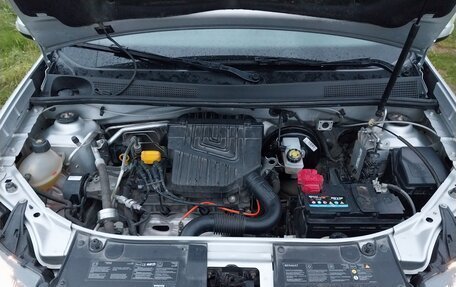 Renault Logan II, 2016 год, 1 350 000 рублей, 7 фотография