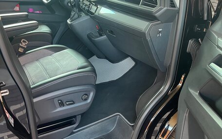 Volkswagen Multivan T6 рестайлинг, 2020 год, 7 800 000 рублей, 16 фотография