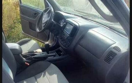 Ford Escape II, 2005 год, 385 000 рублей, 16 фотография
