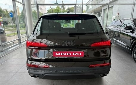 Audi Q7, 2024 год, 11 000 000 рублей, 5 фотография