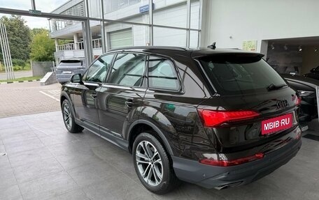 Audi Q7, 2024 год, 11 000 000 рублей, 6 фотография