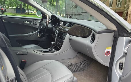 Mercedes-Benz CLS, 2006 год, 999 999 рублей, 13 фотография