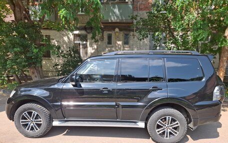 Mitsubishi Pajero IV, 2017 год, 2 550 000 рублей, 4 фотография