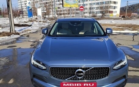 Volvo V90 Cross Country I рестайлинг, 2019 год, 3 550 000 рублей, 13 фотография