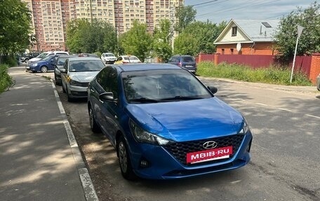 Hyundai Solaris II рестайлинг, 2021 год, 1 370 000 рублей, 5 фотография