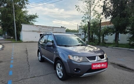 Mitsubishi Outlander III рестайлинг 3, 2007 год, 1 200 000 рублей, 3 фотография