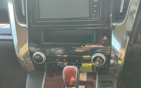 Toyota Alphard III, 2017 год, 3 500 000 рублей, 6 фотография