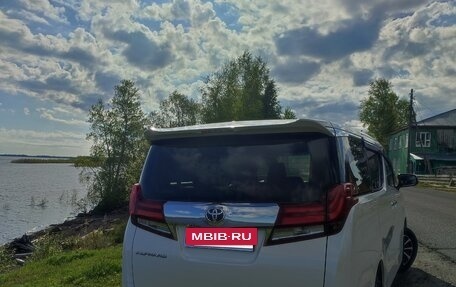 Toyota Alphard III, 2017 год, 3 500 000 рублей, 21 фотография