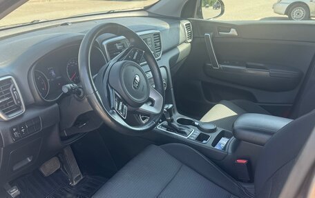 KIA Sportage IV рестайлинг, 2018 год, 1 870 000 рублей, 5 фотография