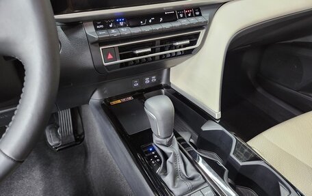 Toyota Camry, 2024 год, 4 590 035 рублей, 15 фотография