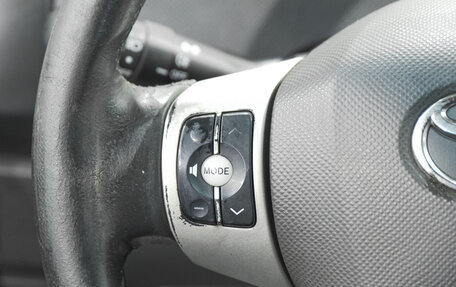 Toyota Yaris III рестайлинг, 2006 год, 559 000 рублей, 11 фотография