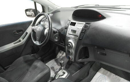 Toyota Yaris III рестайлинг, 2006 год, 559 000 рублей, 7 фотография
