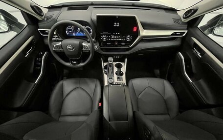 Toyota Highlander, 2025 год, 5 199 000 рублей, 12 фотография