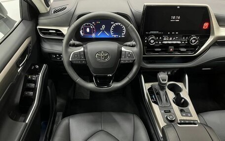 Toyota Highlander, 2025 год, 5 199 000 рублей, 10 фотография
