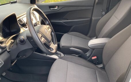 Hyundai Solaris II рестайлинг, 2020 год, 1 585 000 рублей, 15 фотография