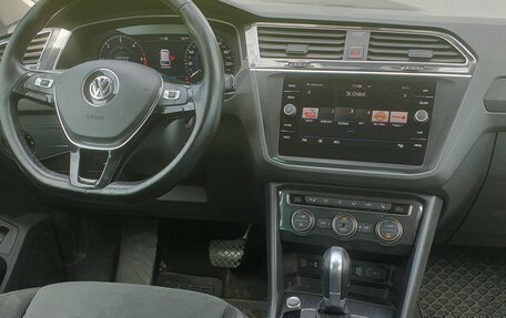 Volkswagen Tiguan II, 2017 год, 2 750 000 рублей, 5 фотография