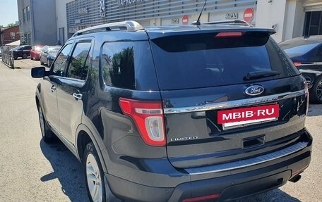 Ford Explorer VI, 2013 год, 2 200 000 рублей, 5 фотография