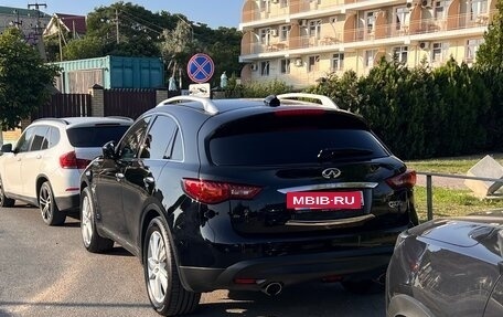 Infiniti QX70, 2016 год, 2 550 000 рублей, 2 фотография
