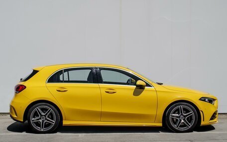 Mercedes-Benz A-Класс, 2019 год, 2 699 000 рублей, 5 фотография