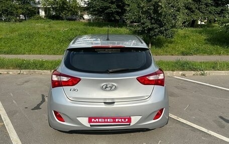 Hyundai i30 II рестайлинг, 2015 год, 1 000 000 рублей, 5 фотография