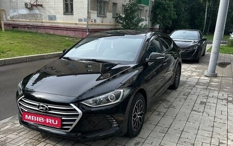 Hyundai Elantra VI рестайлинг, 2018 год, 1 580 000 рублей, 1 фотография