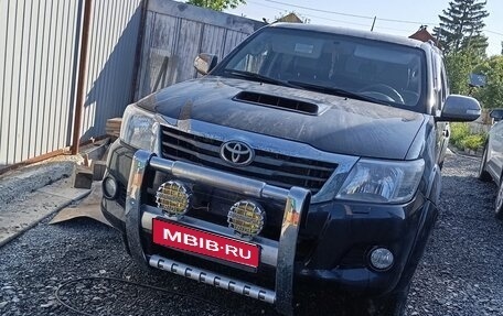 Toyota Hilux VII, 2012 год, 2 000 000 рублей, 1 фотография