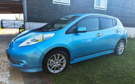 Nissan Leaf I, 2012 год, 1 000 000 рублей, 1 фотография