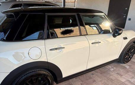 MINI Hatch, 2021 год, 2 800 000 рублей, 8 фотография