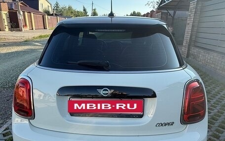 MINI Hatch, 2021 год, 2 800 000 рублей, 2 фотография