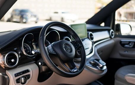 Mercedes-Benz V-Класс, 2015 год, 8 200 000 рублей, 6 фотография