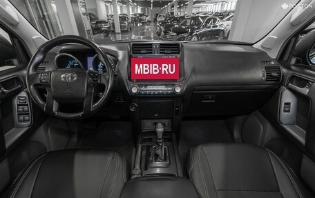 Toyota Land Cruiser Prado 150 рестайлинг 2, 2012 год, 2 280 000 рублей, 8 фотография