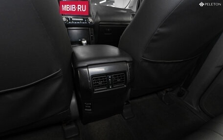 Toyota Land Cruiser Prado 150 рестайлинг 2, 2012 год, 2 280 000 рублей, 13 фотография