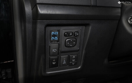 Toyota Land Cruiser Prado 150 рестайлинг 2, 2012 год, 2 280 000 рублей, 19 фотография