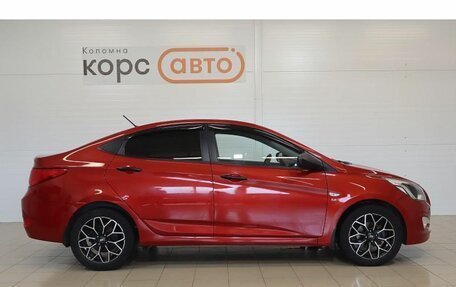 Hyundai Solaris II рестайлинг, 2015 год, 1 100 000 рублей, 4 фотография