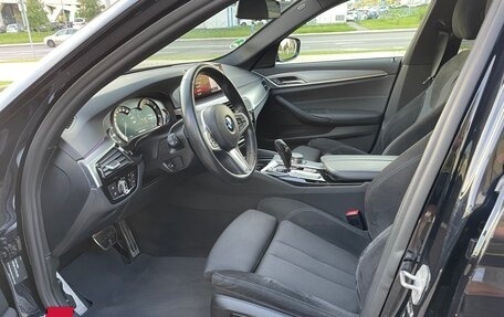 BMW 5 серия, 2018 год, 2 850 000 рублей, 17 фотография