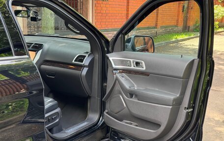 Ford Explorer VI, 2014 год, 1 950 000 рублей, 37 фотография