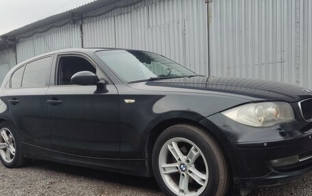 BMW 1 серия, 2007 год, 690 000 рублей, 2 фотография