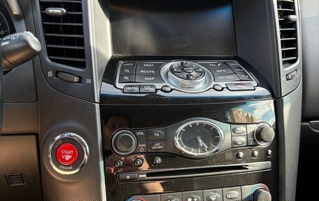 Infiniti FX II, 2012 год, 1 900 000 рублей, 13 фотография
