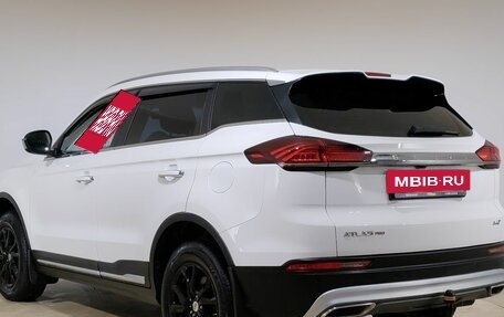Geely Atlas, 2022 год, 1 950 000 рублей, 7 фотография