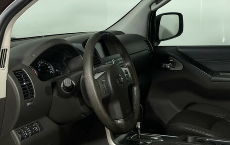 Nissan Navara (Frontier), 2011 год, 1 397 000 рублей, 13 фотография